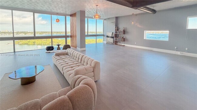 Building Photo - 7934 West Dr