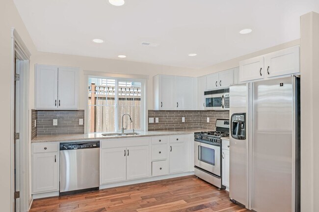 Building Photo - 3Bd/2.5Ba Snoqualmie Home