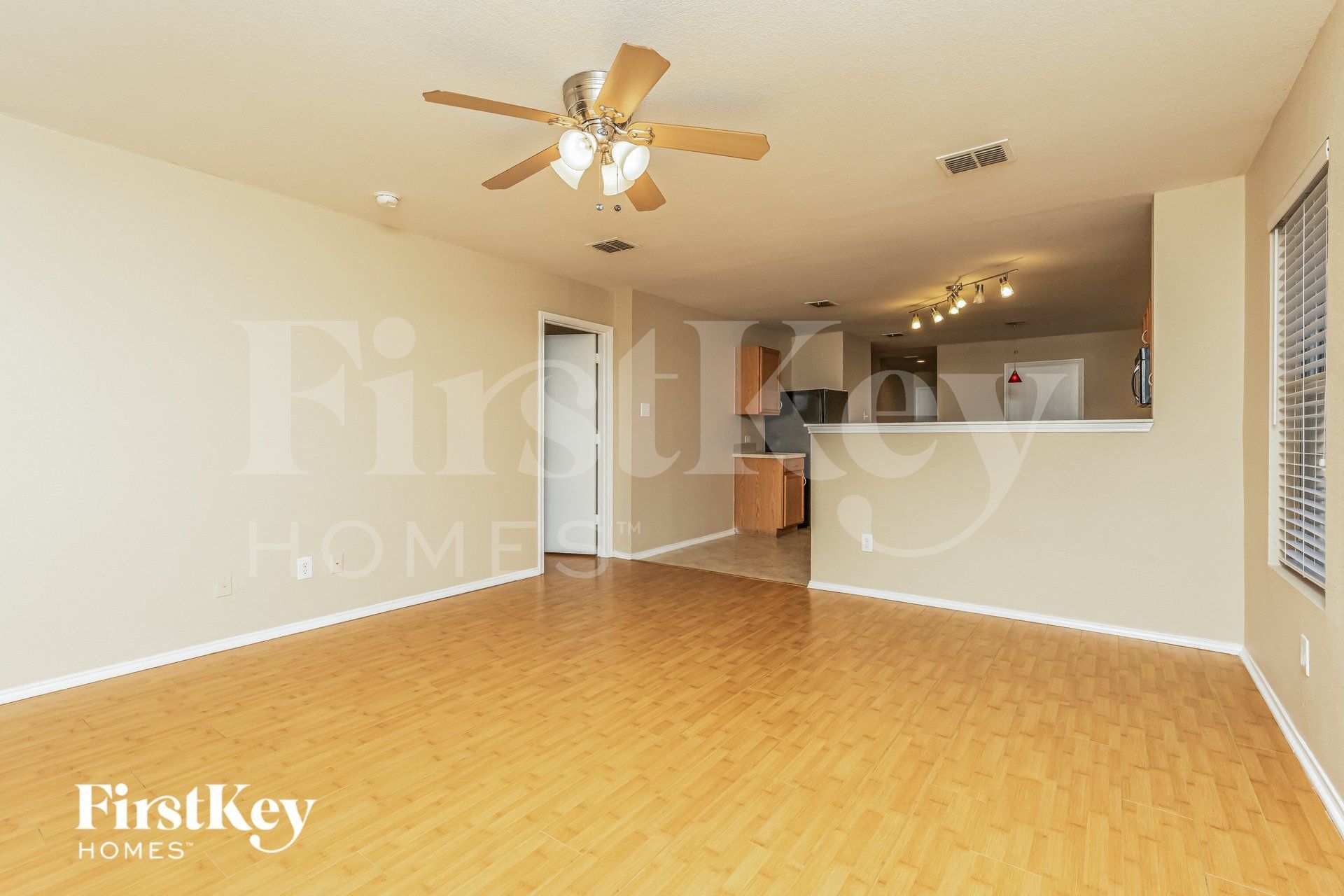 Building Photo - 2015 Angel Way