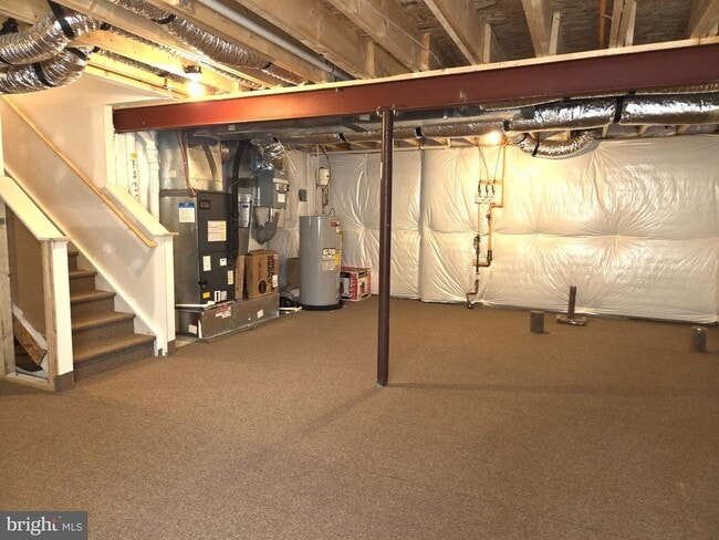 Building Photo - 7 Inkberry Ln