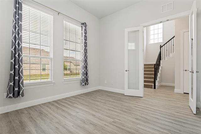 Building Photo - 2726 Geranium Ln