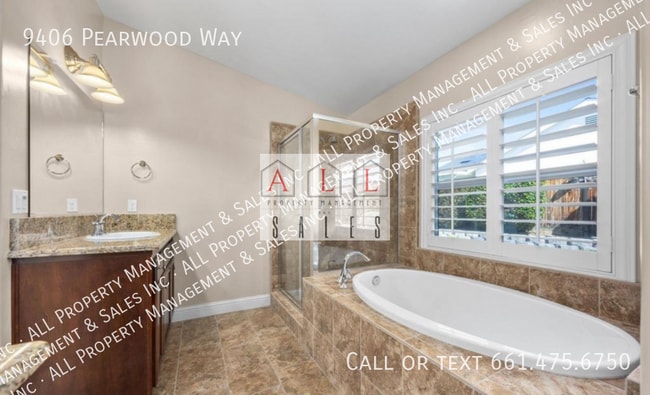 Building Photo - 9406 Pearwood Way
