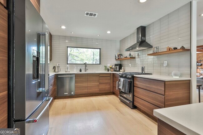 Building Photo - 115 Rolling Green