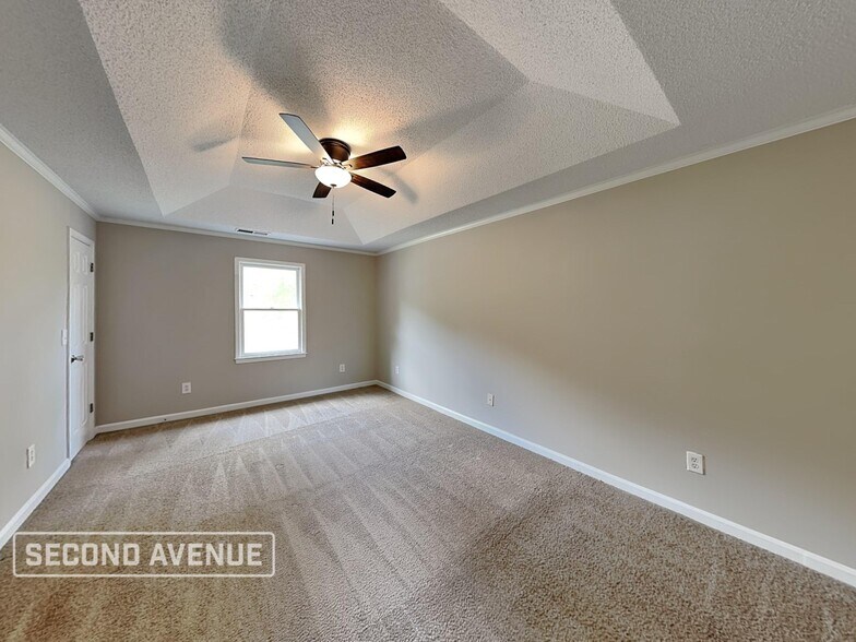 Building Photo - 19 Gentry Dr SW