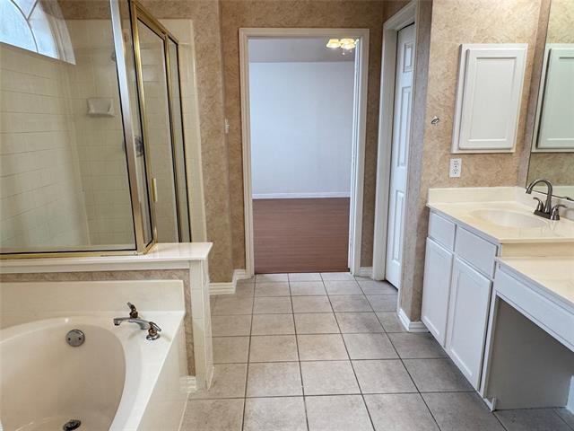 Building Photo - 3024 Sawtooth Dr