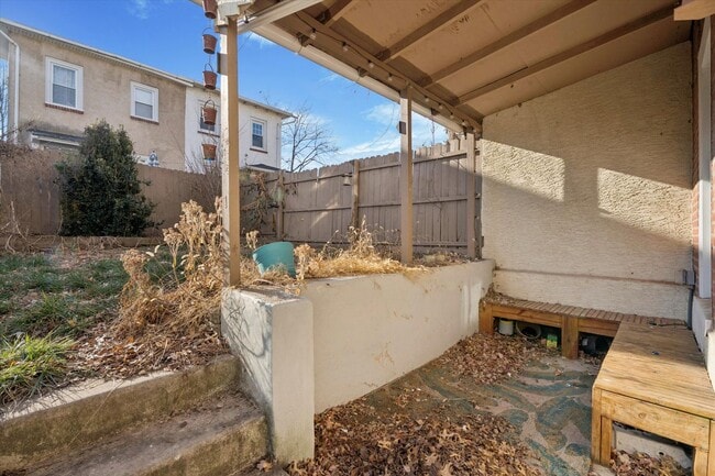 Building Photo - Stylish Phoenixville Rowhome with Exposed Brick, High Ceilings & Central Air