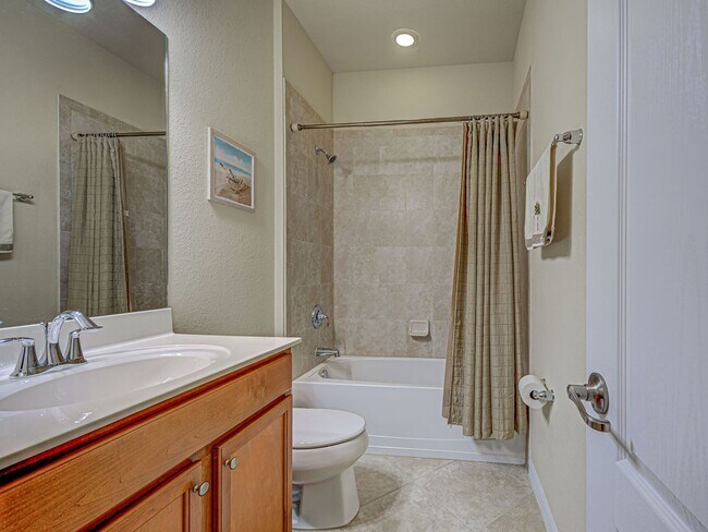 Building Photo - Stoneybrook at Venice; 4bd/2ba home