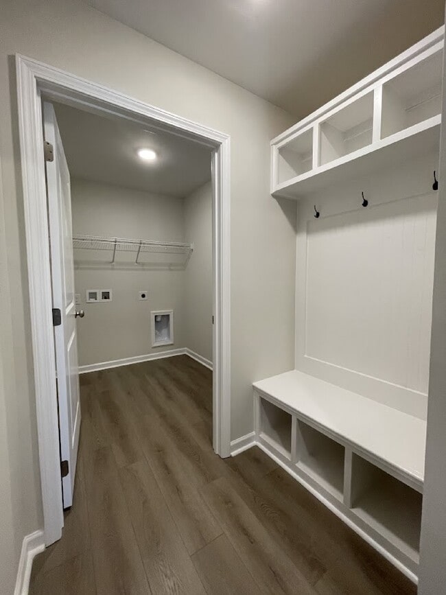 Building Photo - 110 Asbury Pk Dr