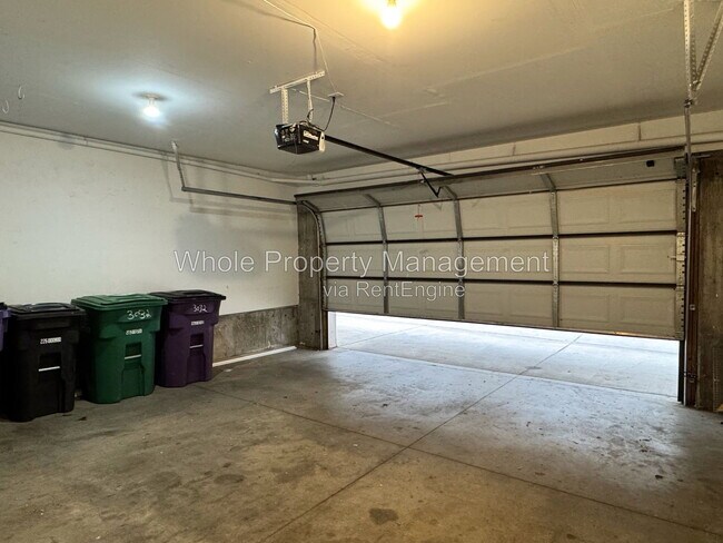 Building Photo - 3032 Zuni St
