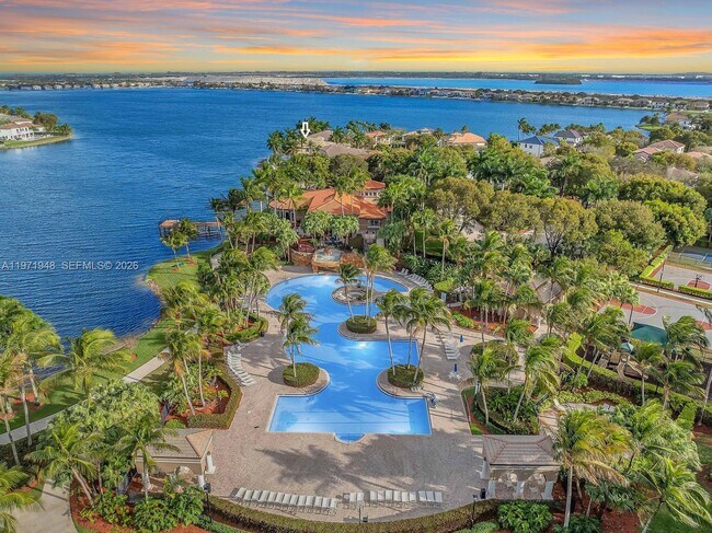 Building Photo - 5028 SW 170th Ave