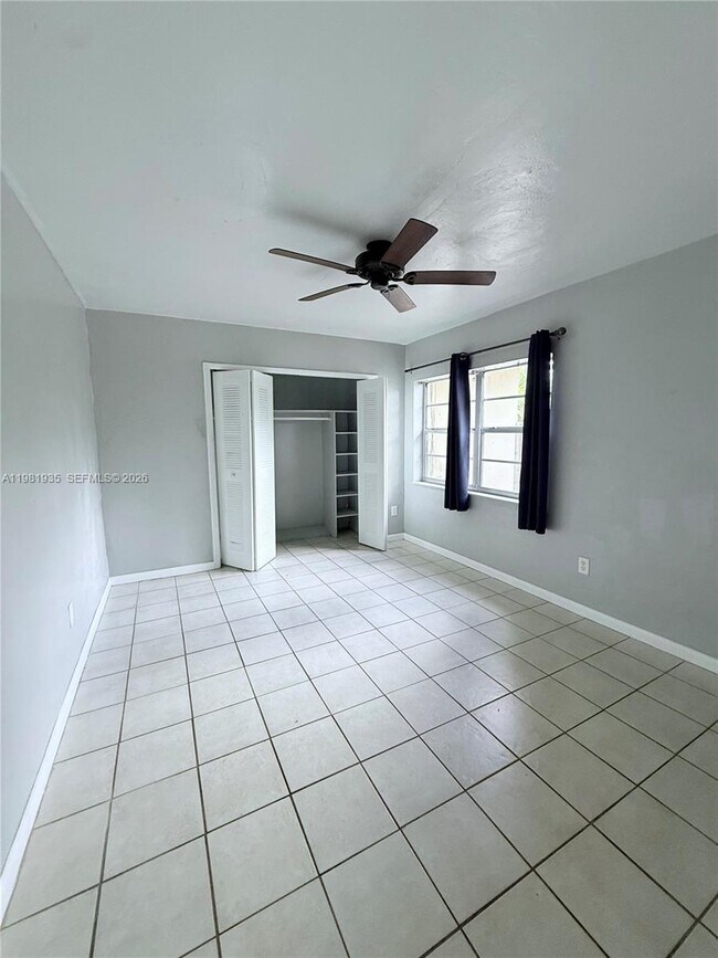 Building Photo - 815 NW 16th St