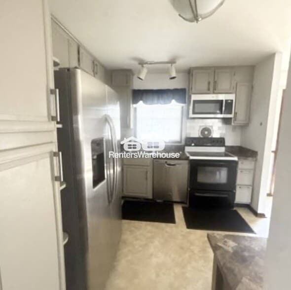 Building Photo - 2263 Misthaven Ln