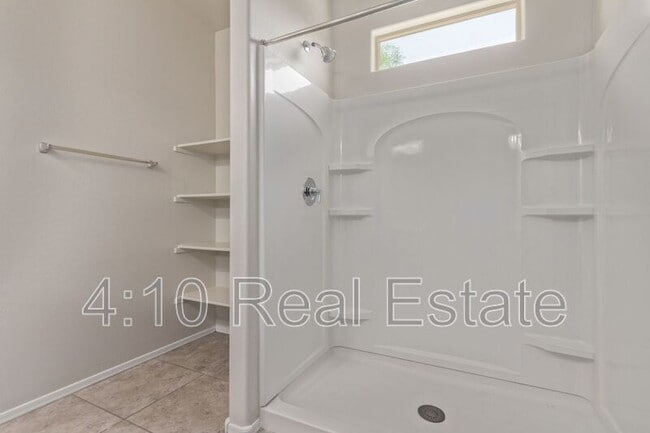 Building Photo - 2403 E Alida Trail