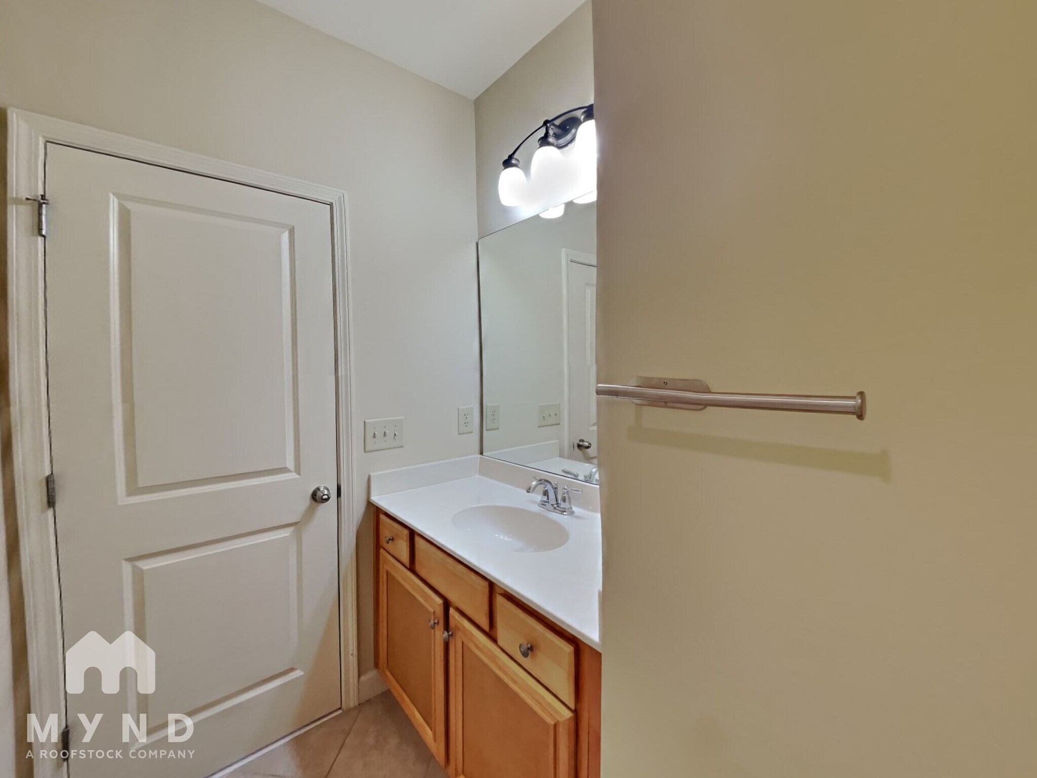 Building Photo - 3020 Eltham Pl