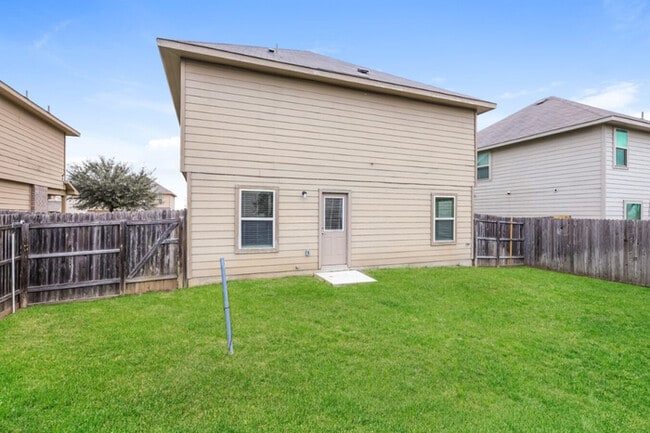 Building Photo - 10719 Goose Way