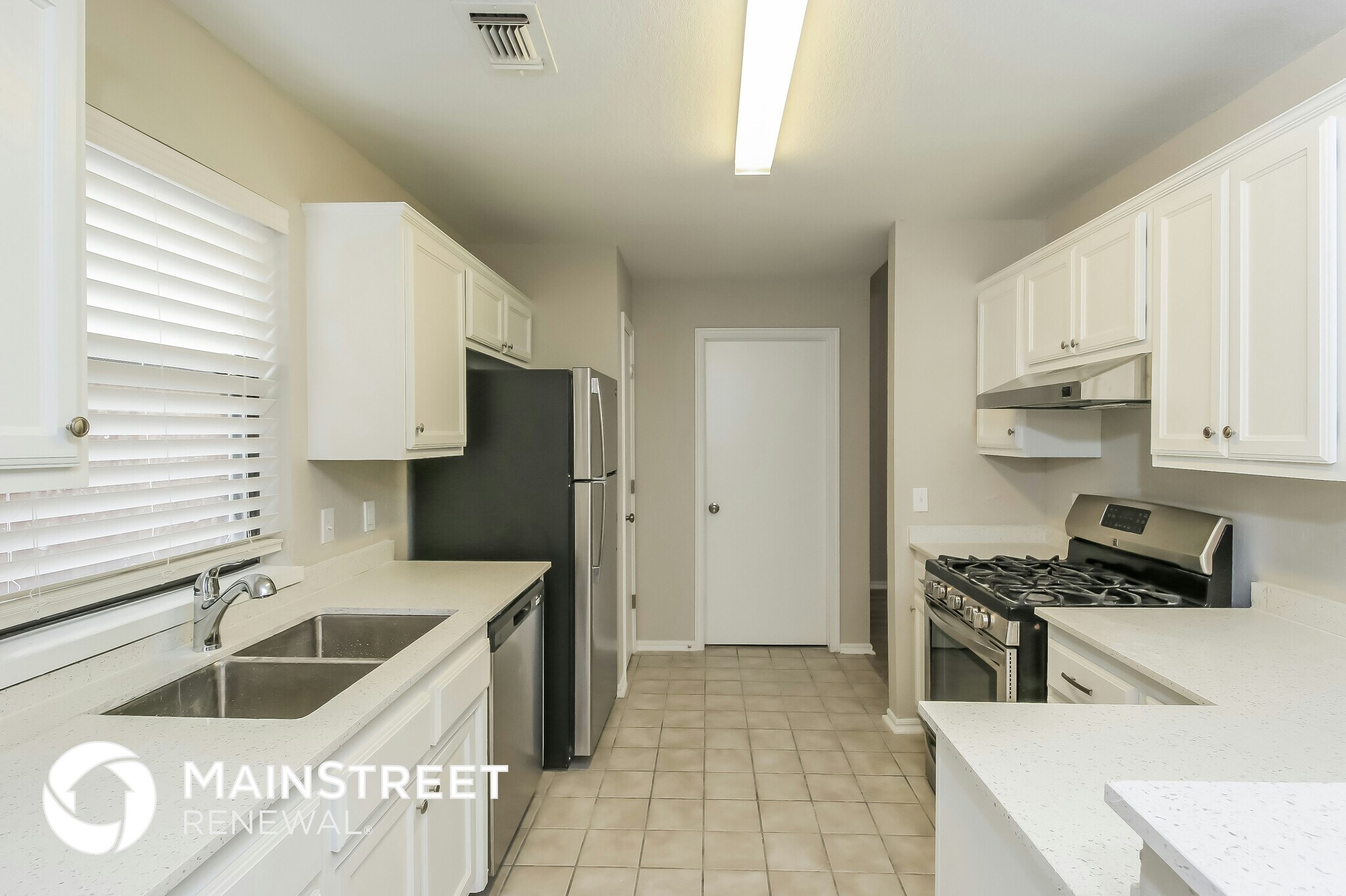 Building Photo - 6104 SE 84th St