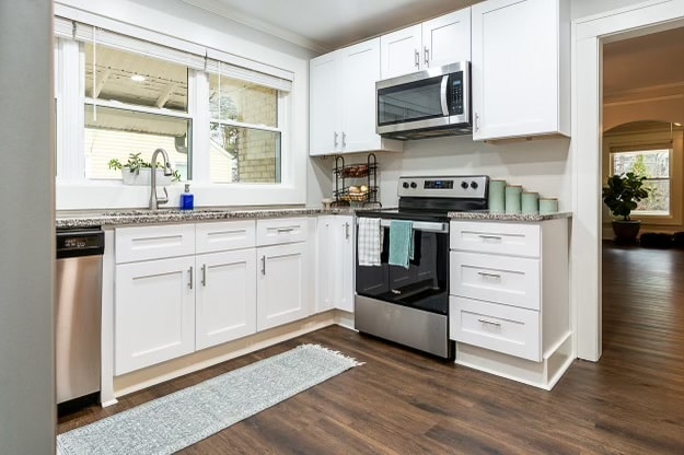 Building Photo - 1224 10th St NE