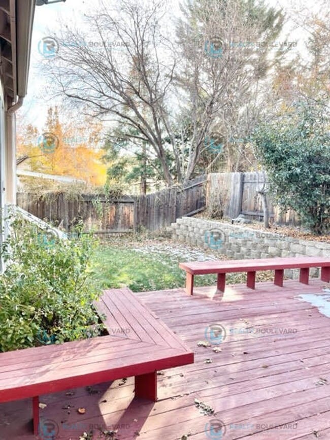 Building Photo - Well-Appointed 4BR Home with Open Floorplan & Expansive Yard