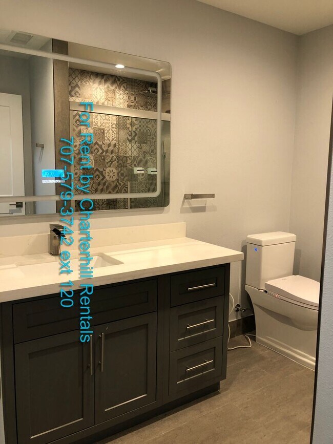Building Photo - Beautiful, brand new, Fountaingrove home in convenient location near Keysight, Medtronic, Fountai...