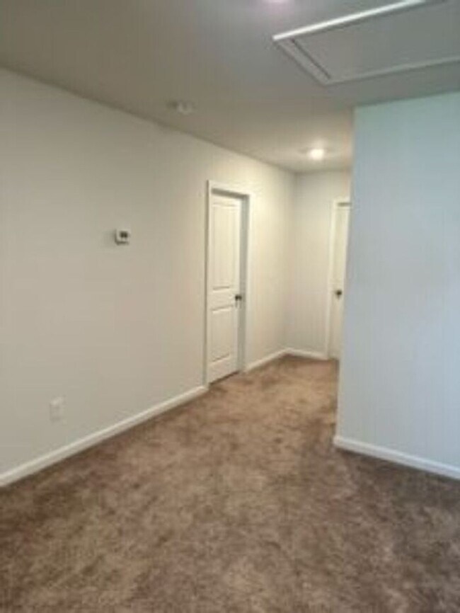 Building Photo - 439 Kippen Ln