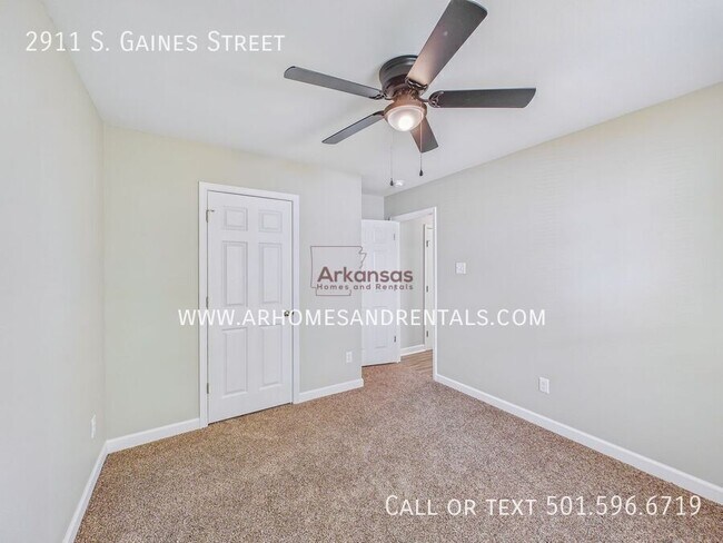 Building Photo - 2911 S Gaines St