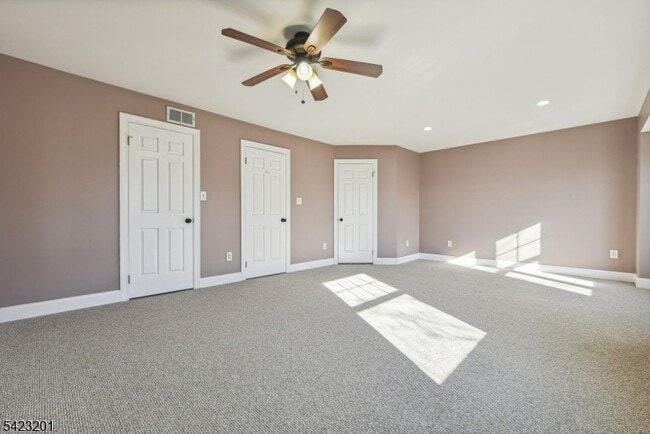 Building Photo - 155 Northfield Rd