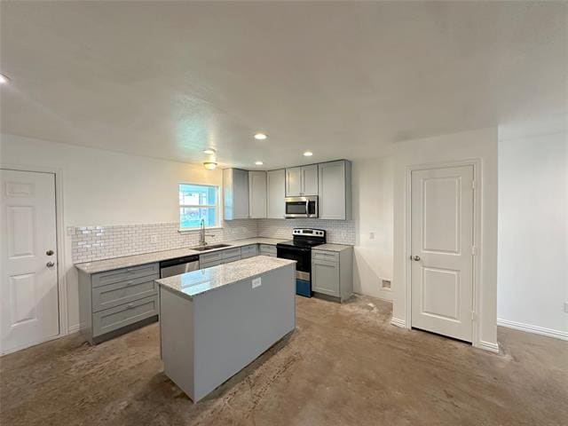 Building Photo - 108 W Adams St