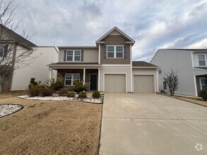 Building Photo - Fabulous 4 Bedroom 3 Bathroom Home in High...