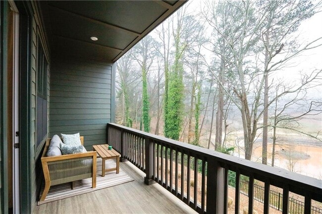 Building Photo - 1305 Breezy St SE