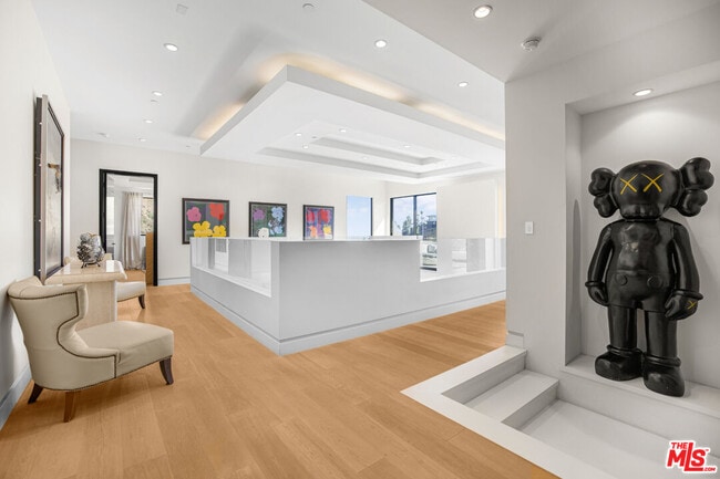 Building Photo - 2501 Zorada Dr