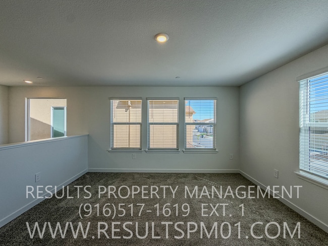 Building Photo - Brand new 3 Bedroom home. Wonderful amenities!