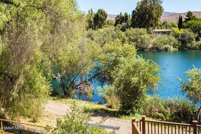 Building Photo - 1052 Hacienda Dr