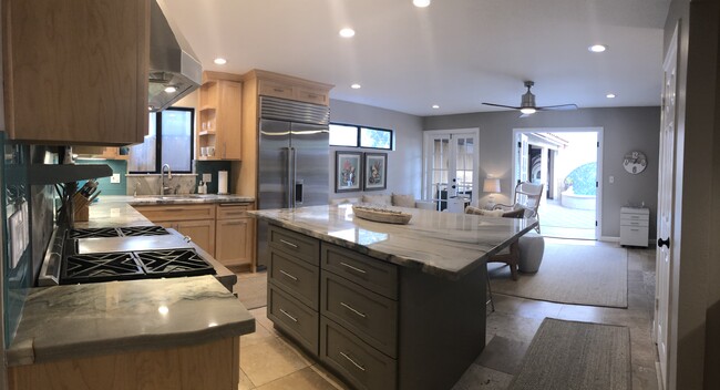 Kitchen - 747 H Ave