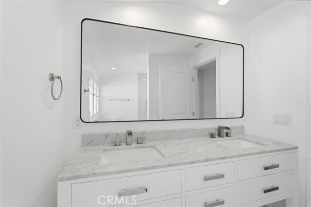 Building Photo - 720 S Catalina Ave