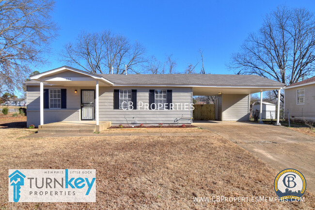 Building Photo - Newly Renovated Home--Nicest in the Area!