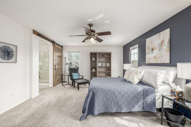 Building Photo - $0 DEPOSIT OPTION. BEAUTIFULLY MAINTAINED ...