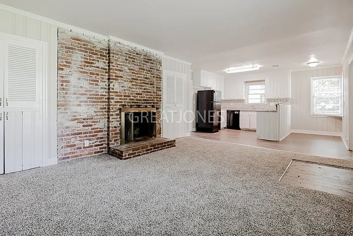 Building Photo - 717 Ridgecrest Rd