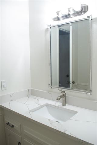 Building Photo - 2808 Peachtree Ln