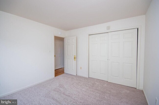 Building Photo - 4572 Shetland Green Rd