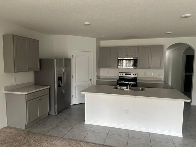 Building Photo - 318 Montgomery Ct