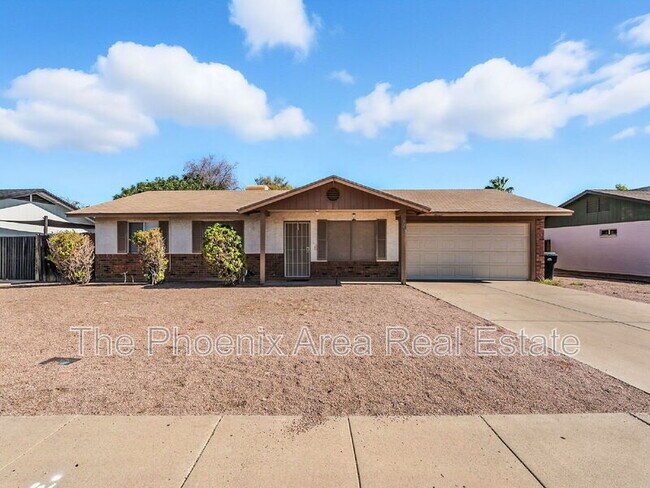 Building Photo - 3109 E Pueblo Ave