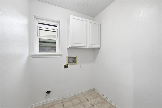 Building Photo - 6444 Whitehurst Dr