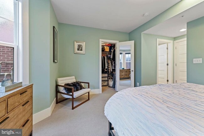 Building Photo - 783 Morton St NW