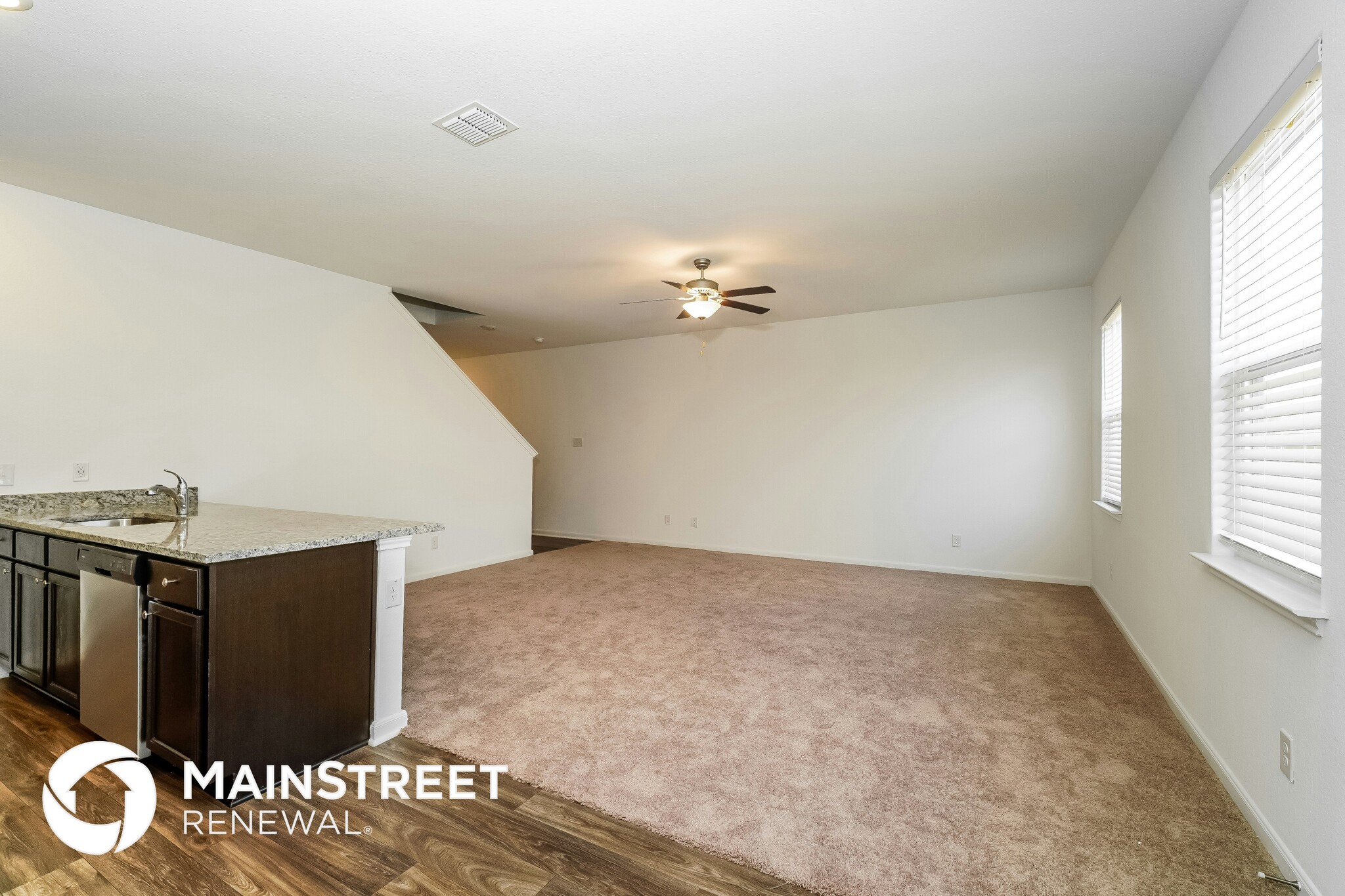 Building Photo - 765 Greenway Trl