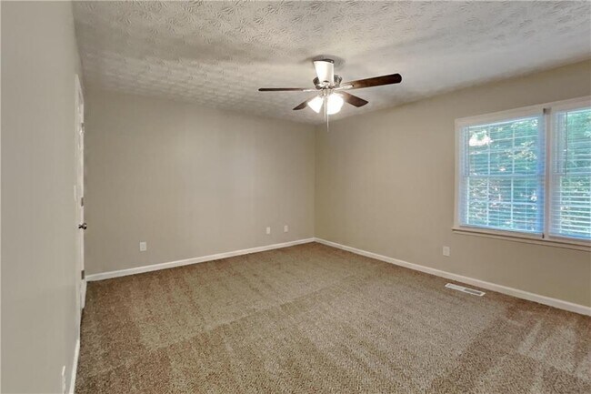 Building Photo - 291 N Briar Ridge