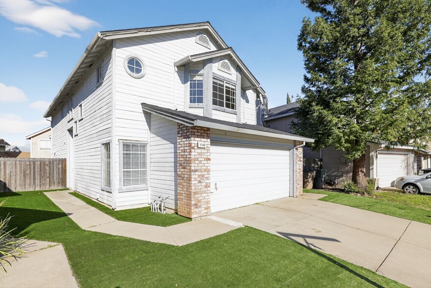 Building Photo - 1736 Richard Ct