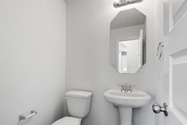 Building Photo - 3307 Avary River Ln