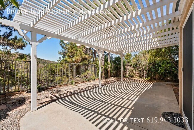 Building Photo - 958 Mendocino Dr