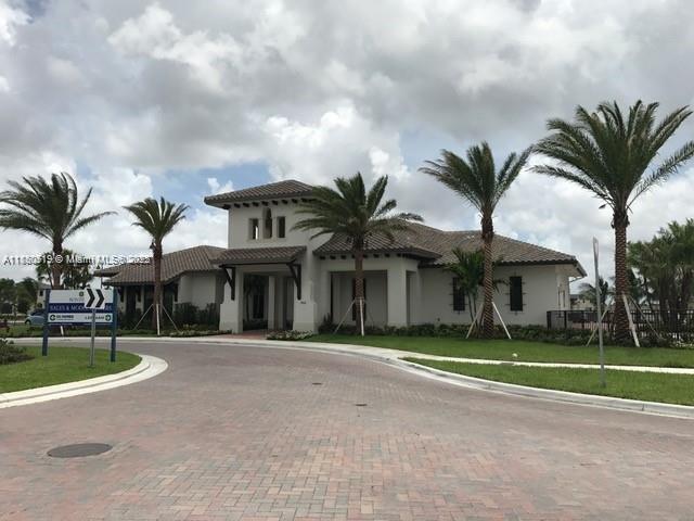 Building Photo - 9262 W 33rd Ln