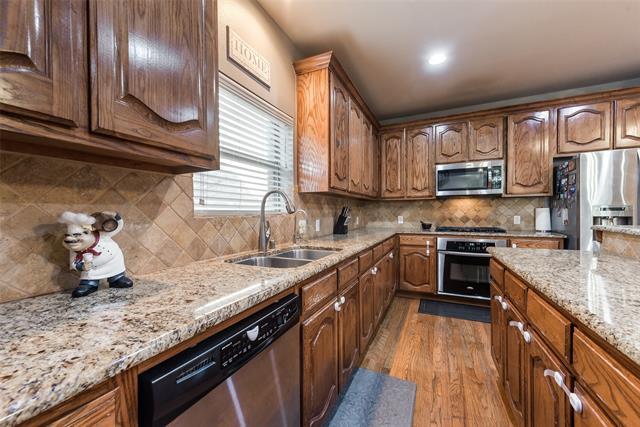 Building Photo - 1413 Snowberry Dr